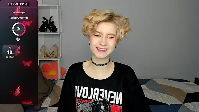 Angel Jules online show from 09.29.25