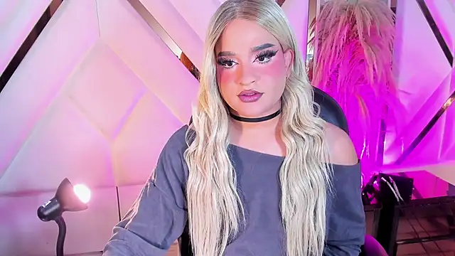 Snapshot of Elody_Preysler69 chatting on 02.25.26 Elody Preysler69 online show from 02.25.26