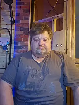 Snapshot of alienbunny chatting on 01.11.25 alienbunny online show from 01.11.25