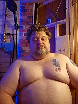 Snapshot of alienbunny chatting on 03.10.25 alienbunny online show from 03.10.25