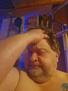 Snapshot of alienbunny chatting on 12.03.25 alienbunny online show from 12.03.25