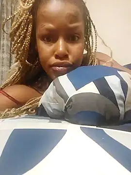 Snapshot of EbonylvyXxZA chatting on 03.01.25 EbonylvyXxZA online show from 03.01.25