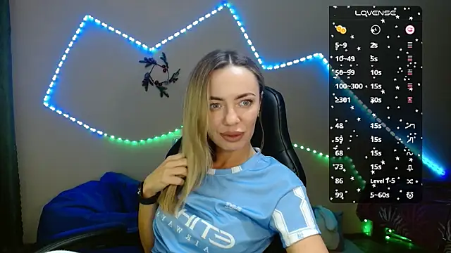 Daria Spring online show from 02.11.25