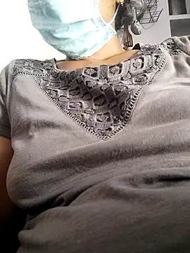 Snapshot of sruthi_telugu chatting on 02.17.25 sruthi telugu online show from 02.17.25