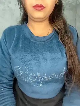 Shanaya Hotty online show from 01.11.25