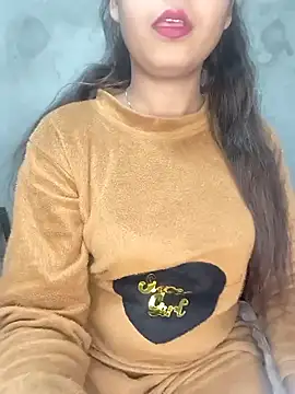 Shanaya Hotty online show from 01.15.25