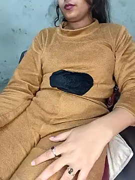 Shanaya Hotty online show from 01.22.25