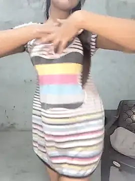 Shanaya Hotty online show from 02.24.25