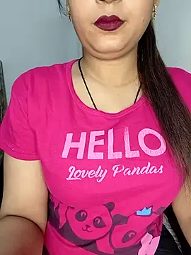 Shanaya Hotty online show from 09.22.25