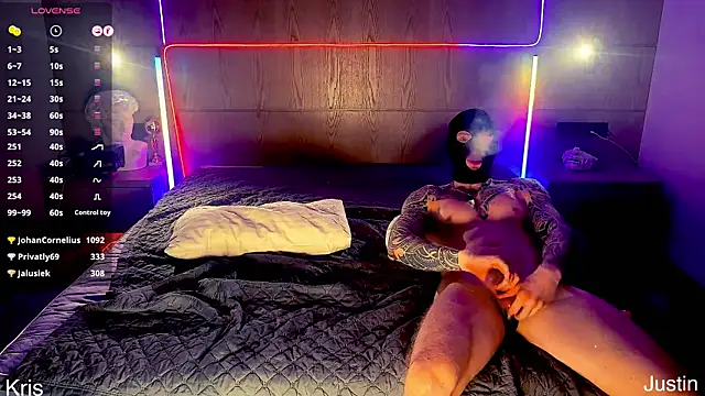 Snapshot of Justin_Hardy chatting on 02.10.25 Justin Hardy online show from 02.10.25