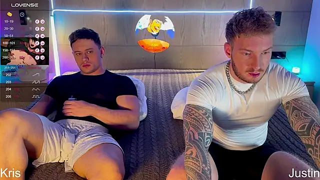 Snapshot of Justin_Hardy chatting on 09.26.25 Justin Hardy online show from 09.26.25