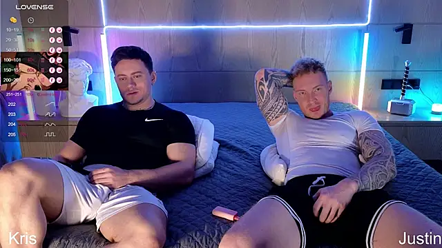 Snapshot of Justin_Hardy chatting on 11.02.25 Justin Hardy online show from 11.02.25