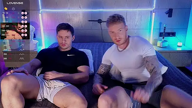 Snapshot of Justin_Hardy chatting on 11.08.25 Justin Hardy online show from 11.08.25