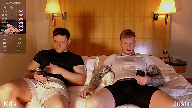 Snapshot of Justin_Hardy chatting on 11.16.25 Justin Hardy online show from 11.16.25