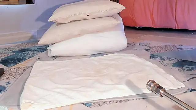 Snapshot of Eilin_clio chatting on 03.08.25 Eilin clio online show from 03.08.25