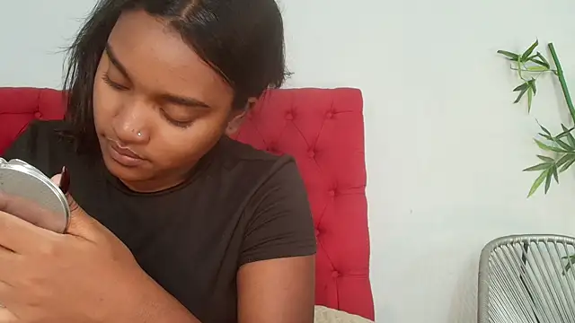 Snapshot of kayna_gomez chatting on 07.14.26 kayna gomez online show from 07.14.26