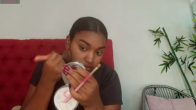 Snapshot of kayna_gomez chatting on 07.22.26 kayna gomez online show from 07.22.26