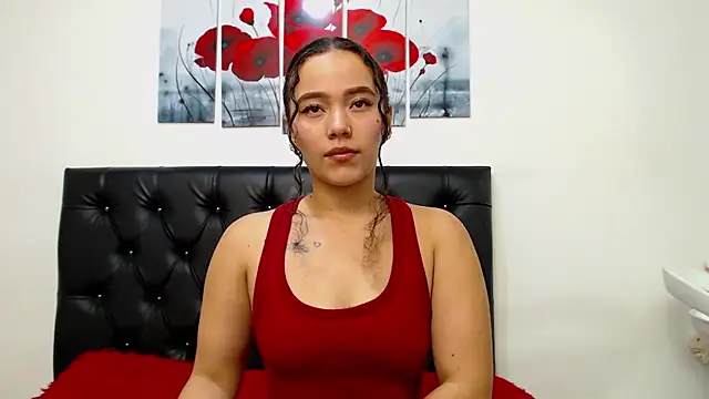 Snapshot of amaranta_f00x chatting on 12.19.25 amaranta f00x online show from 12.19.25