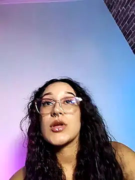 Snapshot of chunn_liioo chatting on 01.22.25 chunn liioo online show from 01.22.25