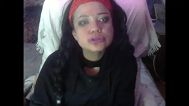 Snapshot of iva_spirit chatting on 01.10.25 iva spirit online show from 01.10.25