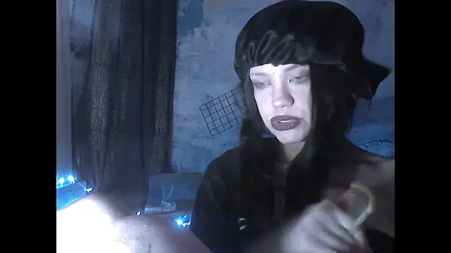 Snapshot of iva_spirit chatting on 01.24.25 iva spirit online show from 01.24.25