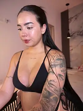 Pink Jazmin online show from 04.29.26
