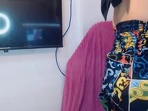 Nathalie Heartxoxo69 online show from 05.22.26