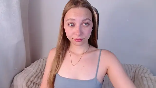 Snapshot of bellaa_love_ chatting on 06.16.26 bellaa love online show from 06.16.26