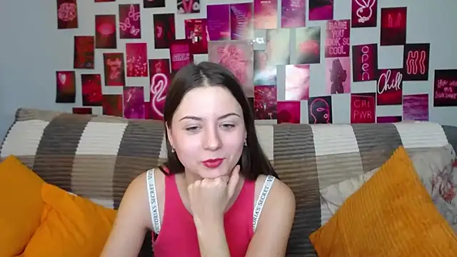 Snapshot of MilanaRoza chatting on 02.07.25 MilanaRoza online show from 02.07.25