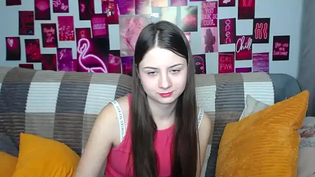 Snapshot of MilanaRoza chatting on 02.09.25 MilanaRoza online show from 02.09.25