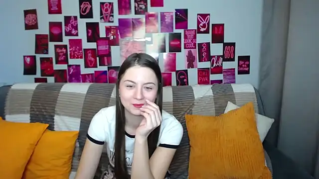 Snapshot of MilanaRoza chatting on 02.27.25 MilanaRoza online show from 02.27.25