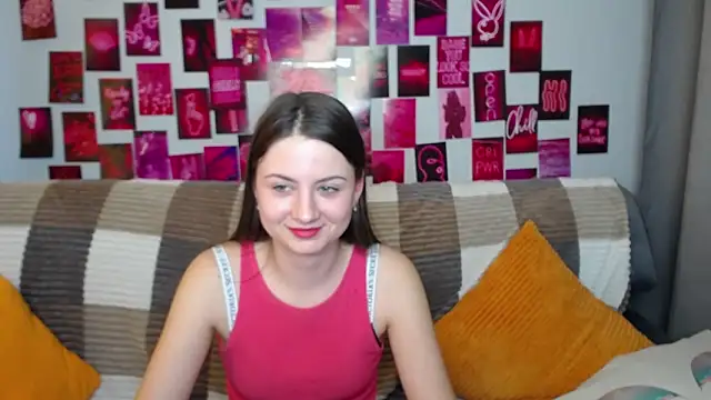 Snapshot of MilanaRoza chatting on 03.01.25 MilanaRoza online show from 03.01.25