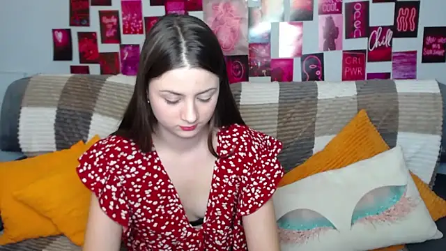 Snapshot of MilanaRoza chatting on 03.03.25 MilanaRoza online show from 03.03.25