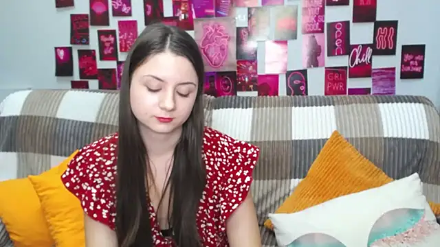 Snapshot of MilanaRoza chatting on 03.10.25 MilanaRoza online show from 03.10.25