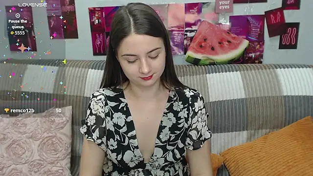 Snapshot of MilanaRoza chatting on 07.18.26 MilanaRoza online show from 07.18.26