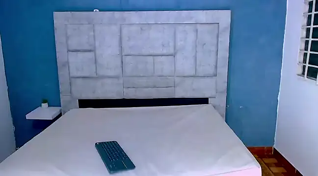 Snapshot of Eban_Dustan chatting on 12.10.24 Eban Dustan online show from 12.10.24