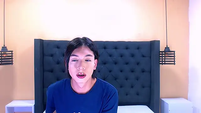 Snapshot of Eban_Dustan chatting on 01.14.25 Eban Dustan online show from 01.14.25