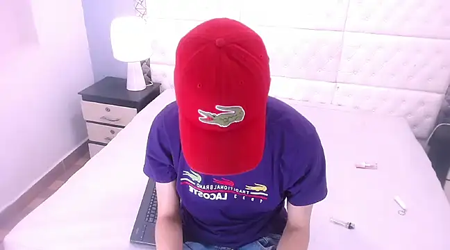 Snapshot of Eban_Dustan chatting on 02.14.25 Eban Dustan online show from 02.14.25