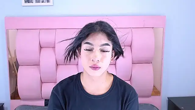 Snapshot of Eban_Dustan chatting on 09.24.25 Eban Dustan online show from 09.24.25