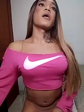 Snapshot of selfsuck_trans chatting on 12.23.25 selfsuck trans online show from 12.23.25