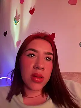 Im Valen Cute online show from 02.07.25