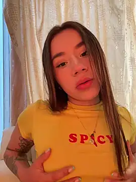 Im Valen Cute online show from 03.12.26