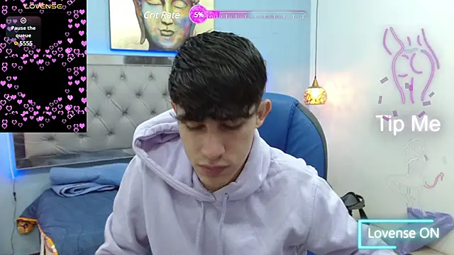 Snapshot of Dyla_n18 chatting on 03.17.25 Dyla n18 online show from 03.17.25