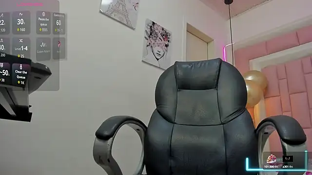 Snapshot of Dyla_n18 chatting on 10.12.25 Dyla n18 online show from 10.12.25