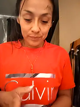 Snapshot of lovlypussy55 chatting on 09.30.25 lovlypussy55 online show from 09.30.25