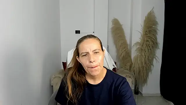 Milf karlye online show from 03.18.26