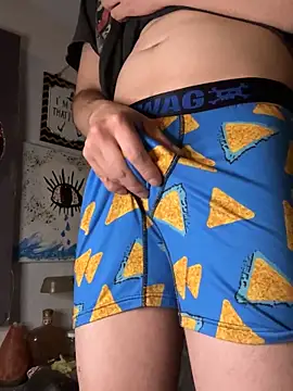 Snapshot of bootymunch333r chatting on 01.02.25 bootymunch333r online show from 01.02.25