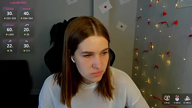 Jennifer Wadee online show from 03.06.26