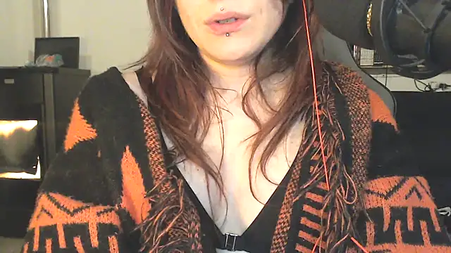 complicata mente online show from 03.06.25