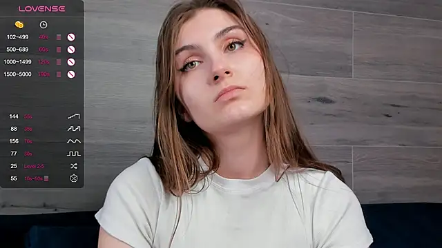 MariamBluitt online show from 12.12.24